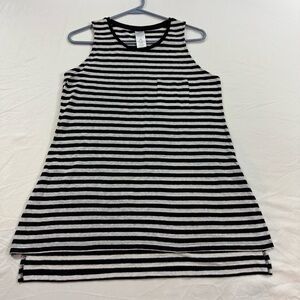 135. Women’s Time and‎ Tru Monochrome Striped Top (M 8-10)